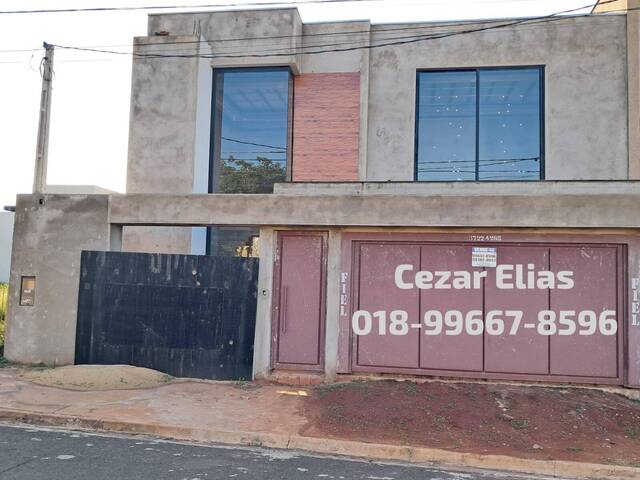 #201 - Casa para Venda em Andradina - SP - 1