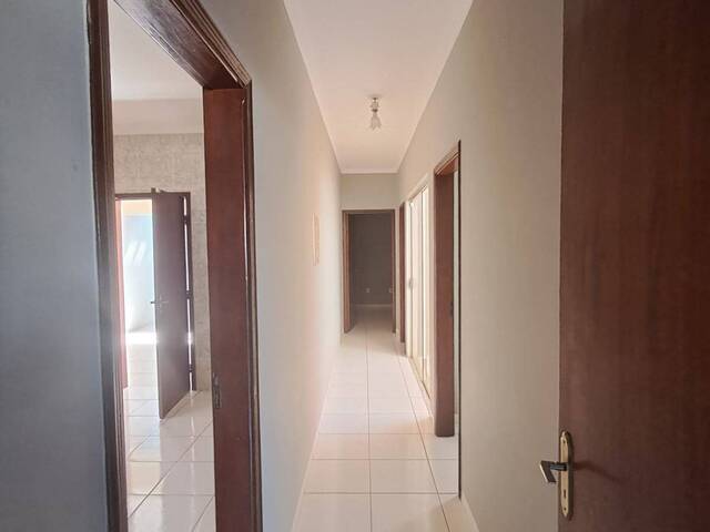 #425 - Casa para Venda em Andradina - SP - 3